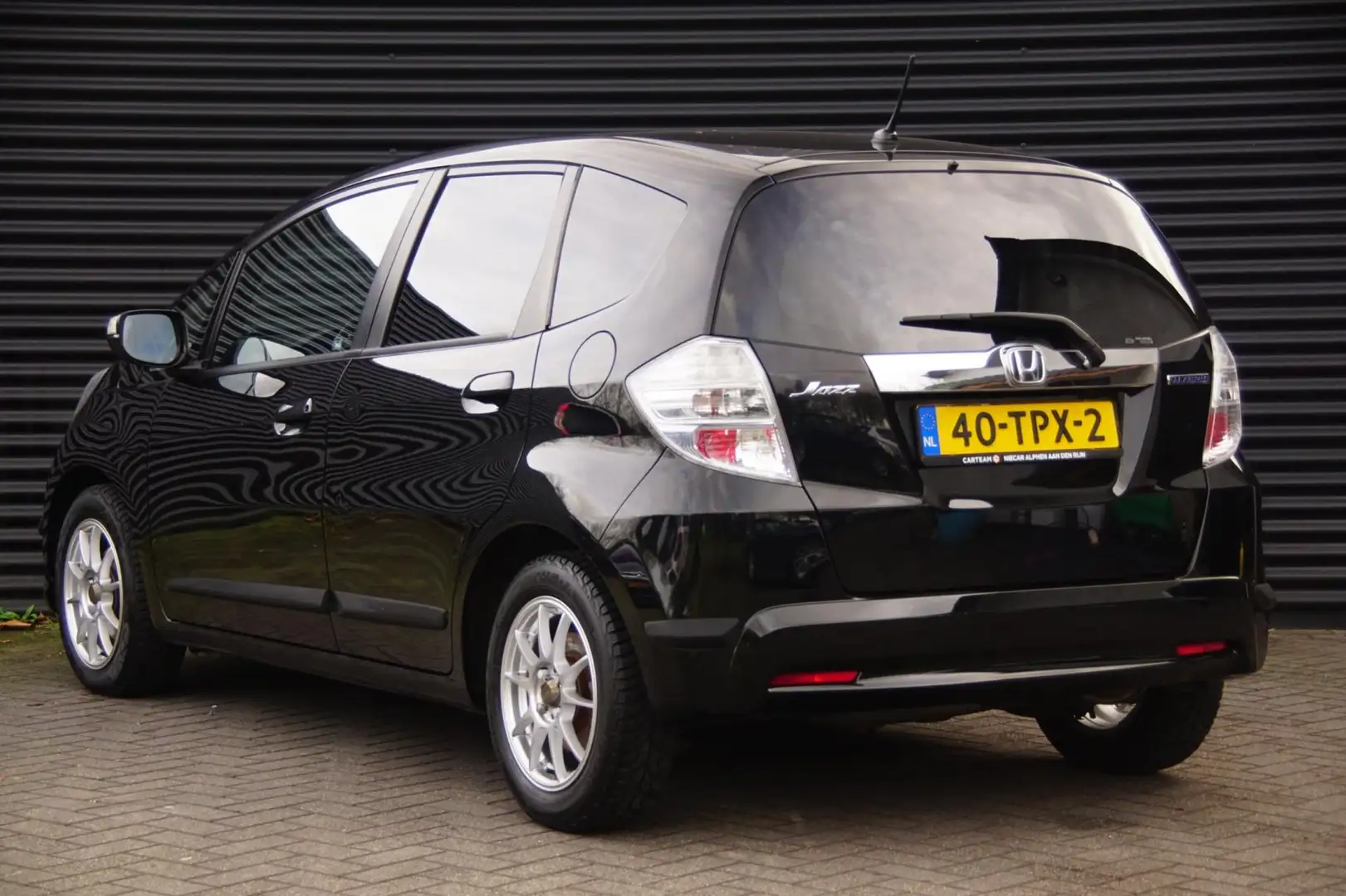 Honda Jazz 1.4 Hybrid Business Mode + | Navi | Clima | Cruise Schwarz - 2