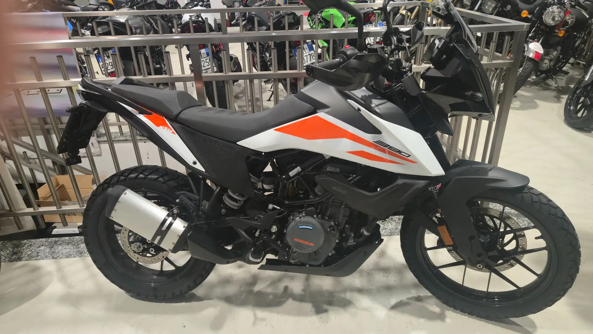 KTM 390 Adventure ADV ABS Bianco - 2