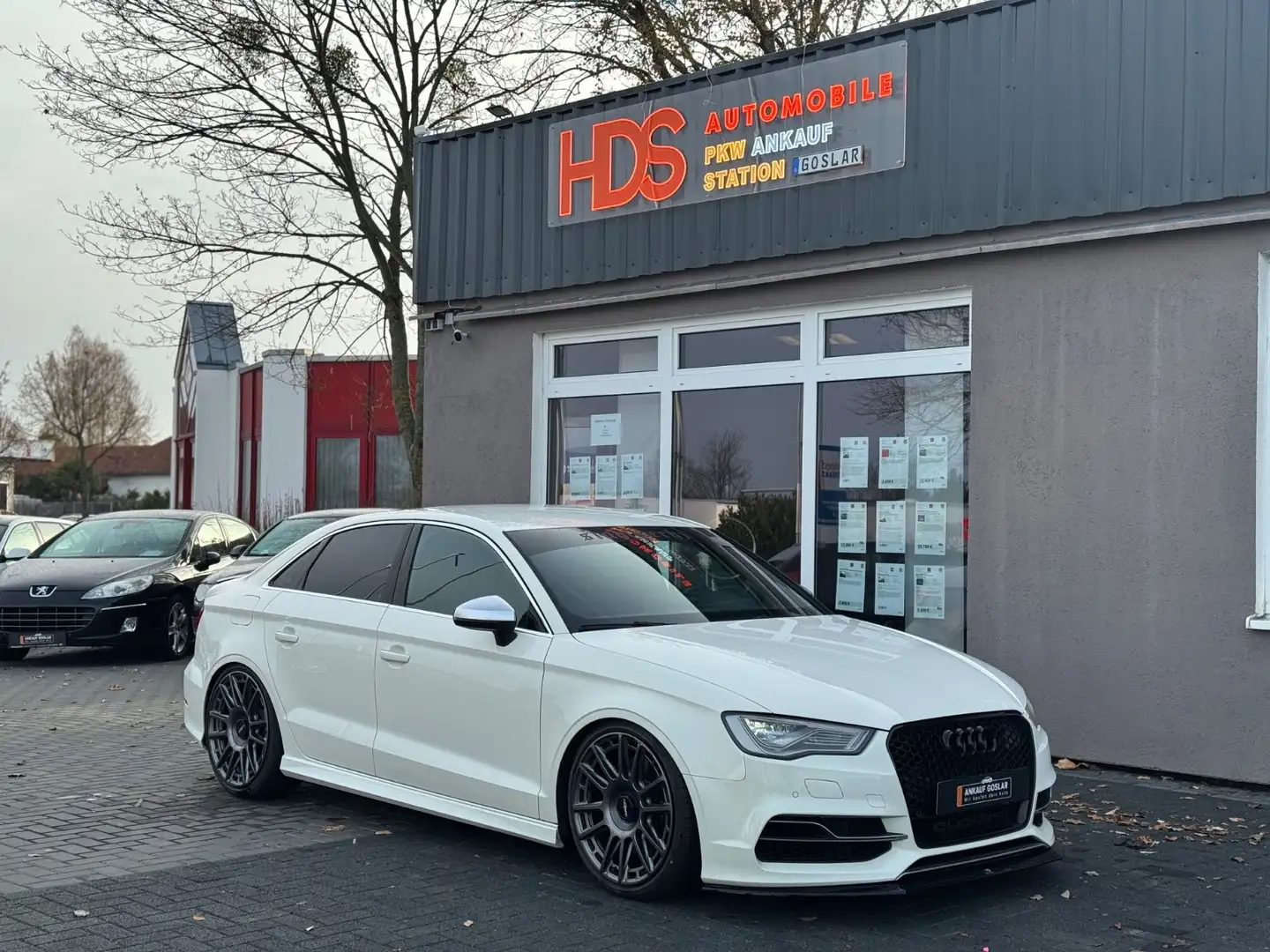 Audi S3 Lim. 2.0 TFSI quattro DSG *RS3 Abgs.*272KW Blanc - 1