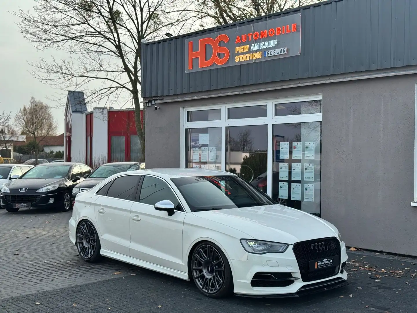 Audi S3 Lim. 2.0 TFSI quattro DSG *RS3 Abgs.*272KW Blanc - 2