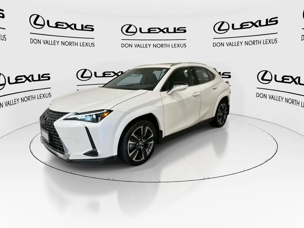 Lexus UX снимка Lexus UX