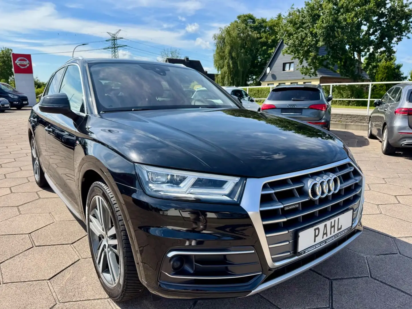 Audi Q5 2.0 TFSi quattro S line + MATRIX B&O HUD PANO Schwarz - 2
