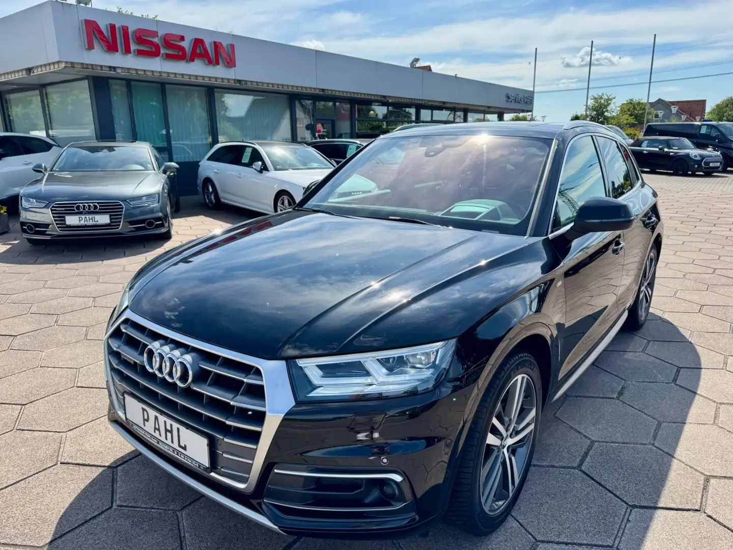 Audi Q5 2.0 TFSi quattro S line + MATRIX B&O HUD PANO Schwarz - 1