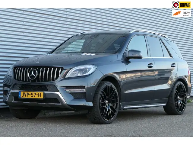 Mercedes-Benz ML 500 M-klasse AMG V8 Navi Panodak Designo Leder Carplay