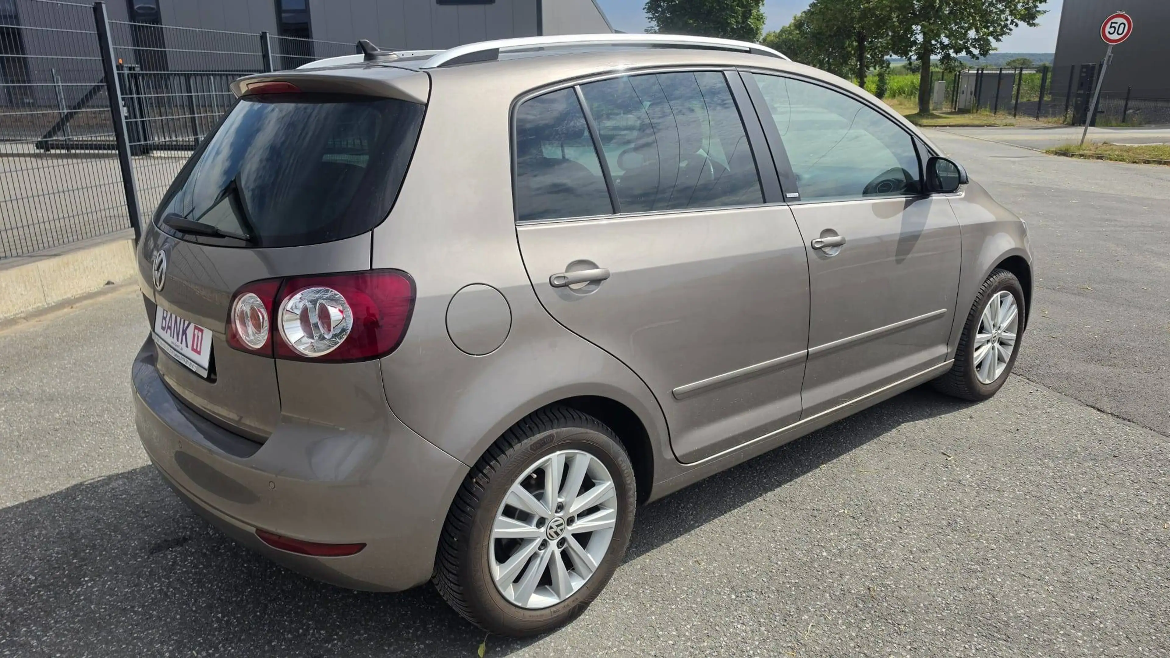 Volkswagen Golf Plus Style — photo 4