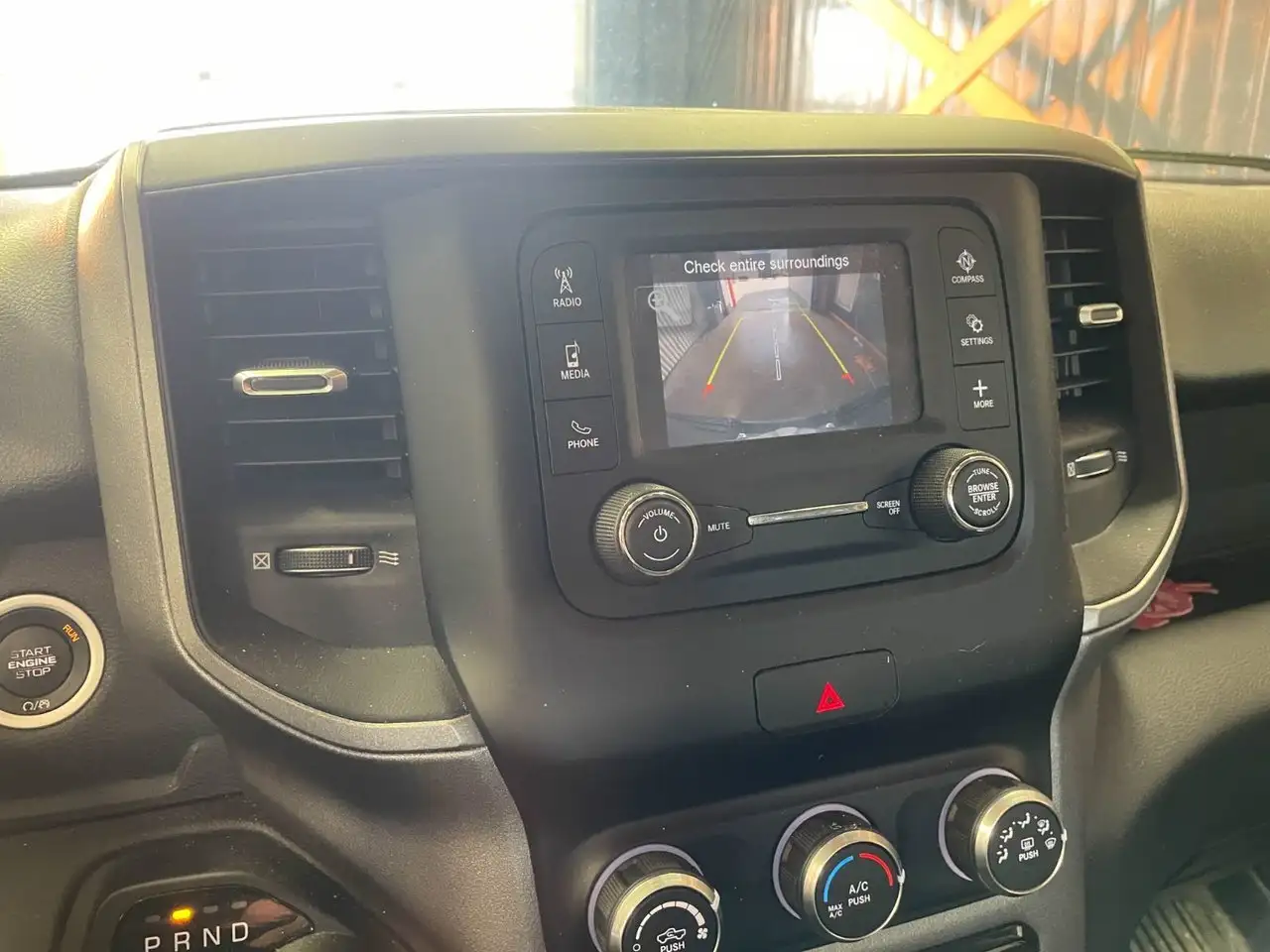 RAM 1500 снимка RAM 1500