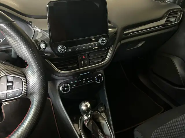 Ford Fiesta view 13
