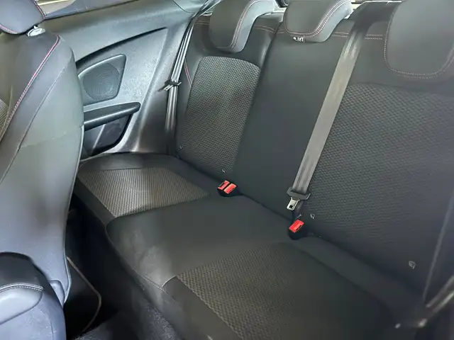 Ford Fiesta view 9