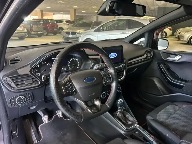 Ford Fiesta view 7