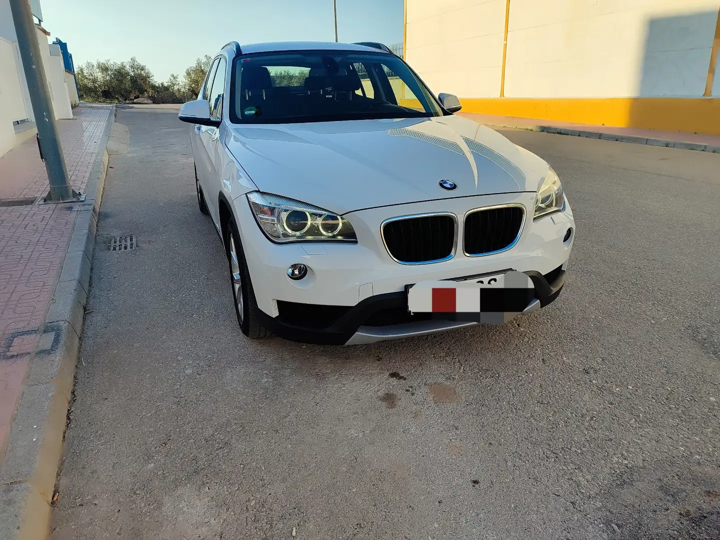 BMW X1 xDrive 18d - 1