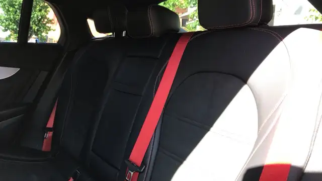 Mercedes-Benz GLC view 11