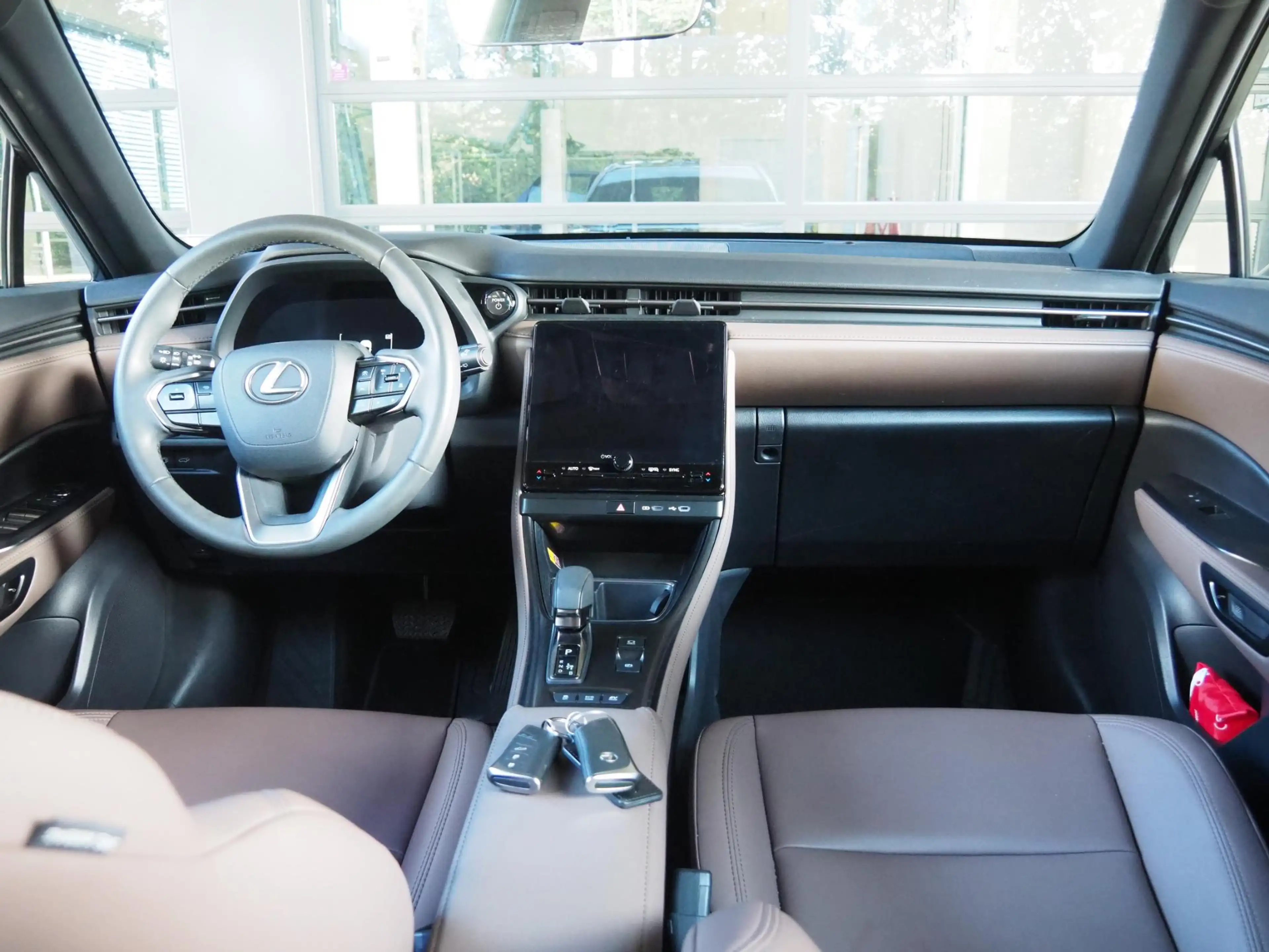 Lexus LBX 1.5 Elegant 2WD — photo 16