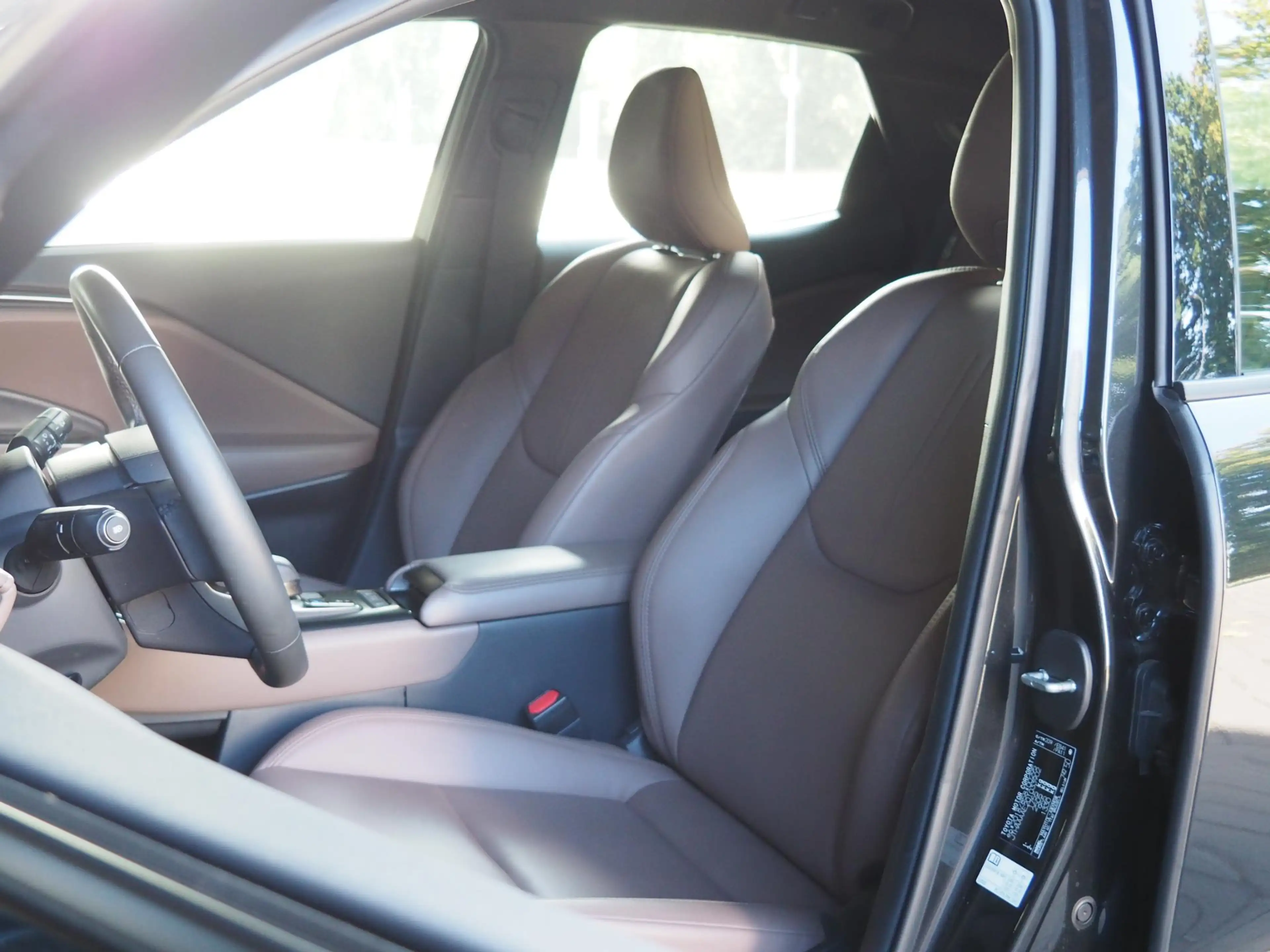 Lexus LBX 1.5 Elegant 2WD — photo 20