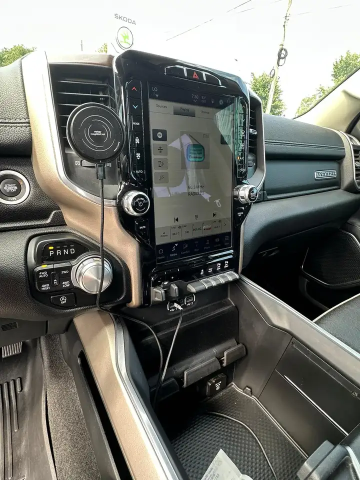 Dodge RAM 2022 — фото 12