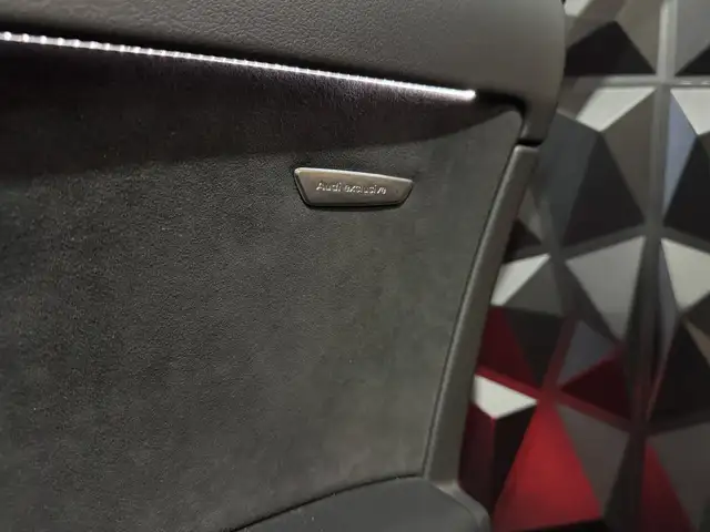 Audi RS6 view 14