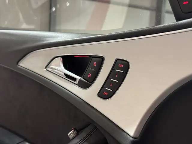 Audi RS6 view 16