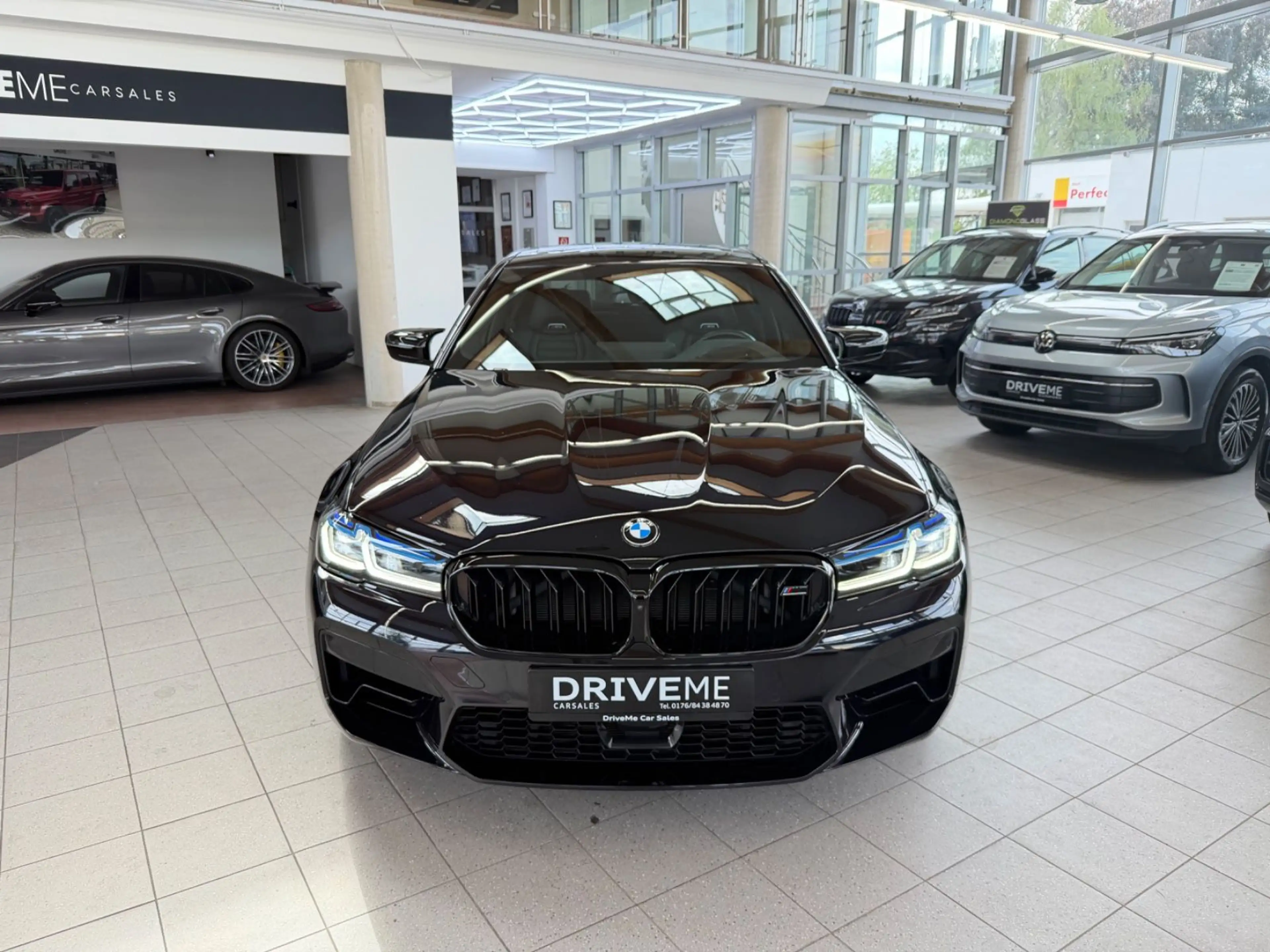 BMW M5 Lim. Comp. M Driver´s Pack. Keramik AKRA — photo 3