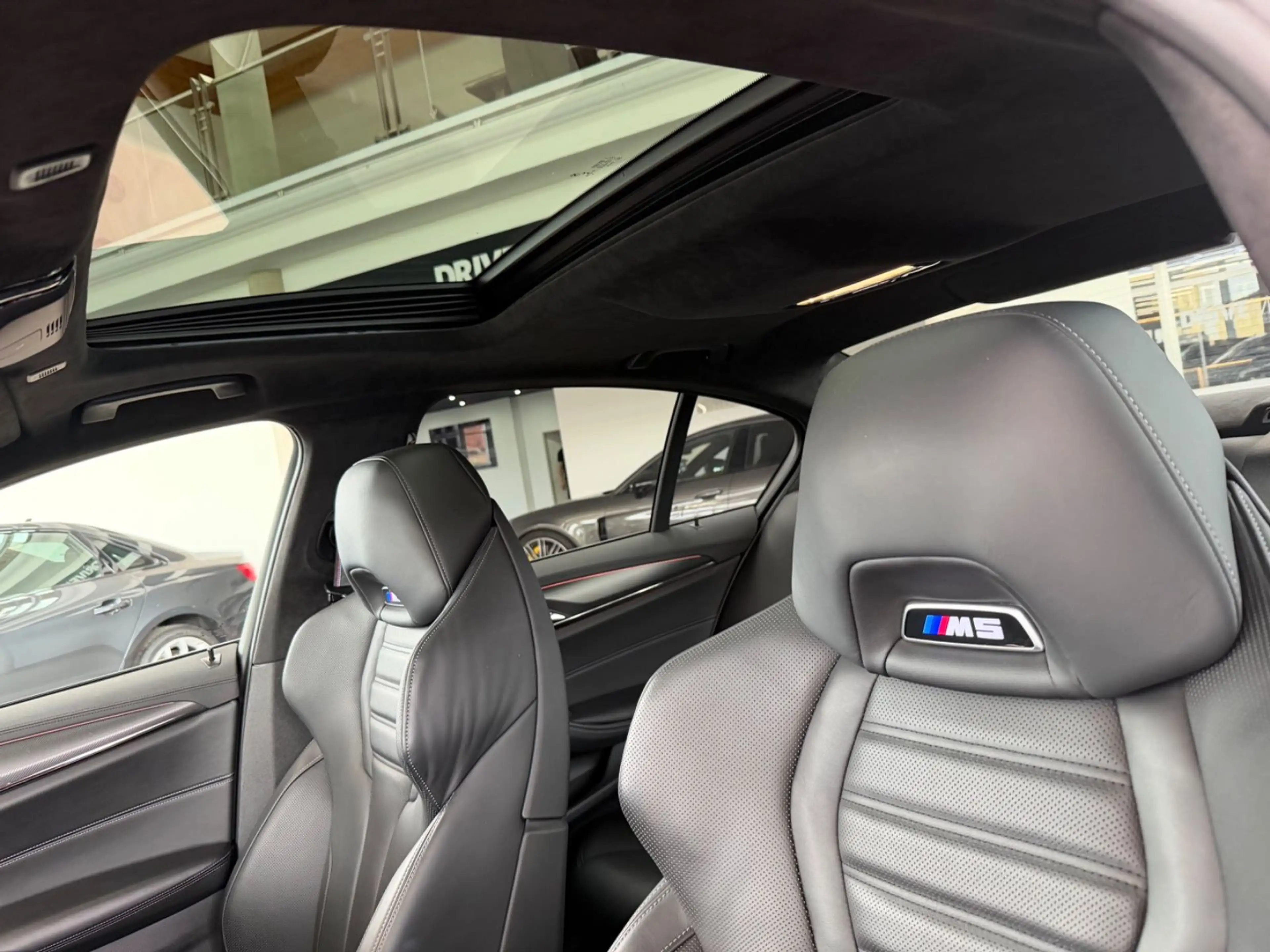 BMW M5 Lim. Comp. M Driver´s Pack. Keramik AKRA — photo 15