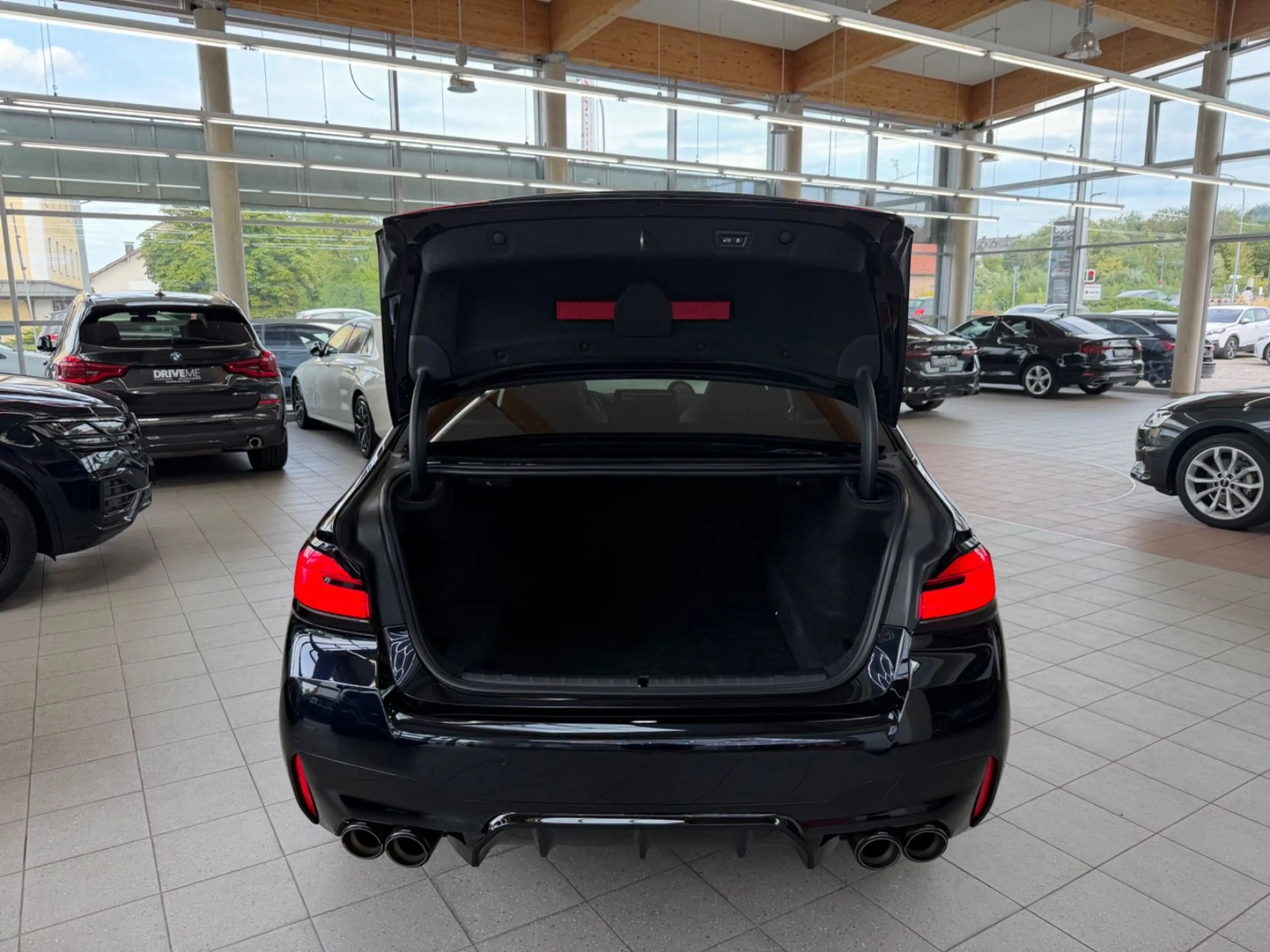 BMW M5 Lim. Comp. M Driver´s Pack. Keramik AKRA — photo 10