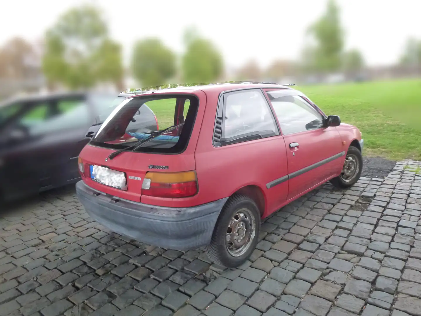 Toyota Starlet Starlet 1.3 Rot - 1