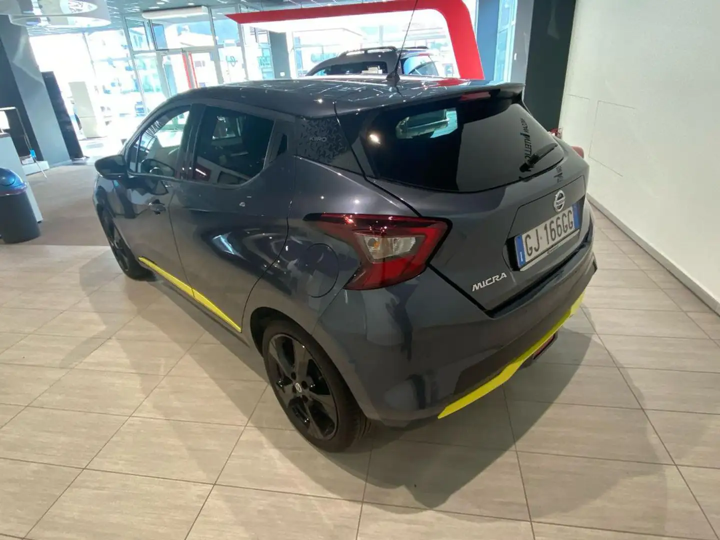 Nissan Micra IG-T 92 Xtronic 5 porte Kiiro Gris - 2