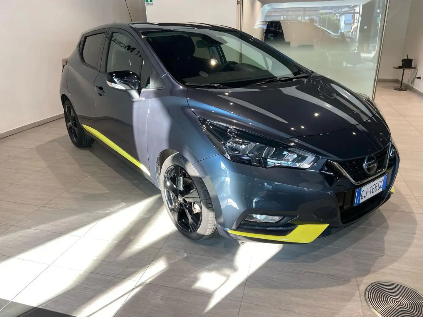 Nissan Micra IG-T 92 Xtronic 5 porte Kiiro Gris - 1