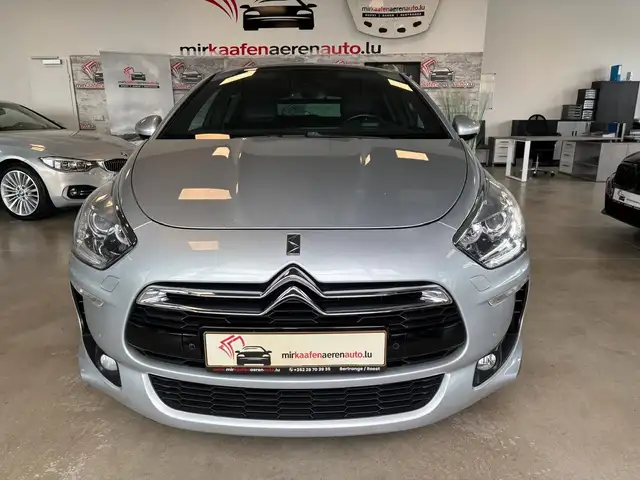 Citroen DS5 SportChic*NAVI*P-DACH*LEDER*