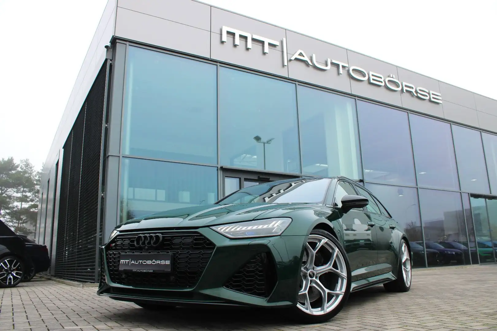 Audi RS6 AVANT *GOODWOOD GRÜN/BRAUN* 100% INDIVIDUAL! Grün - 1