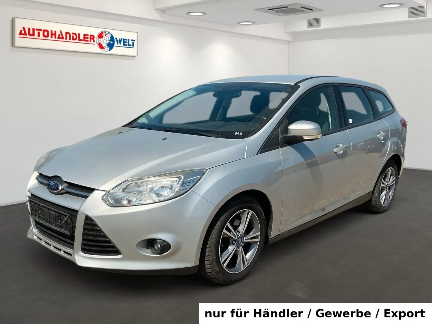 Ford Focus Kombi 1.0 T Klima FSHz SHZ PDC BT Tempo Silber - 1