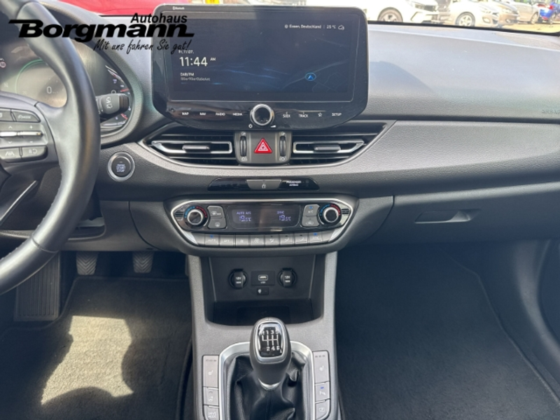 Hyundai i30 1.5 Benzin 30+Edition (48V)LED-PDC v&h-Apple Carpl — photo 9