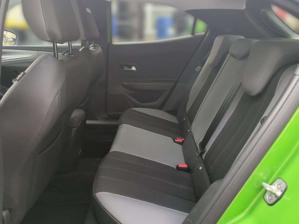 Opel Mokka E