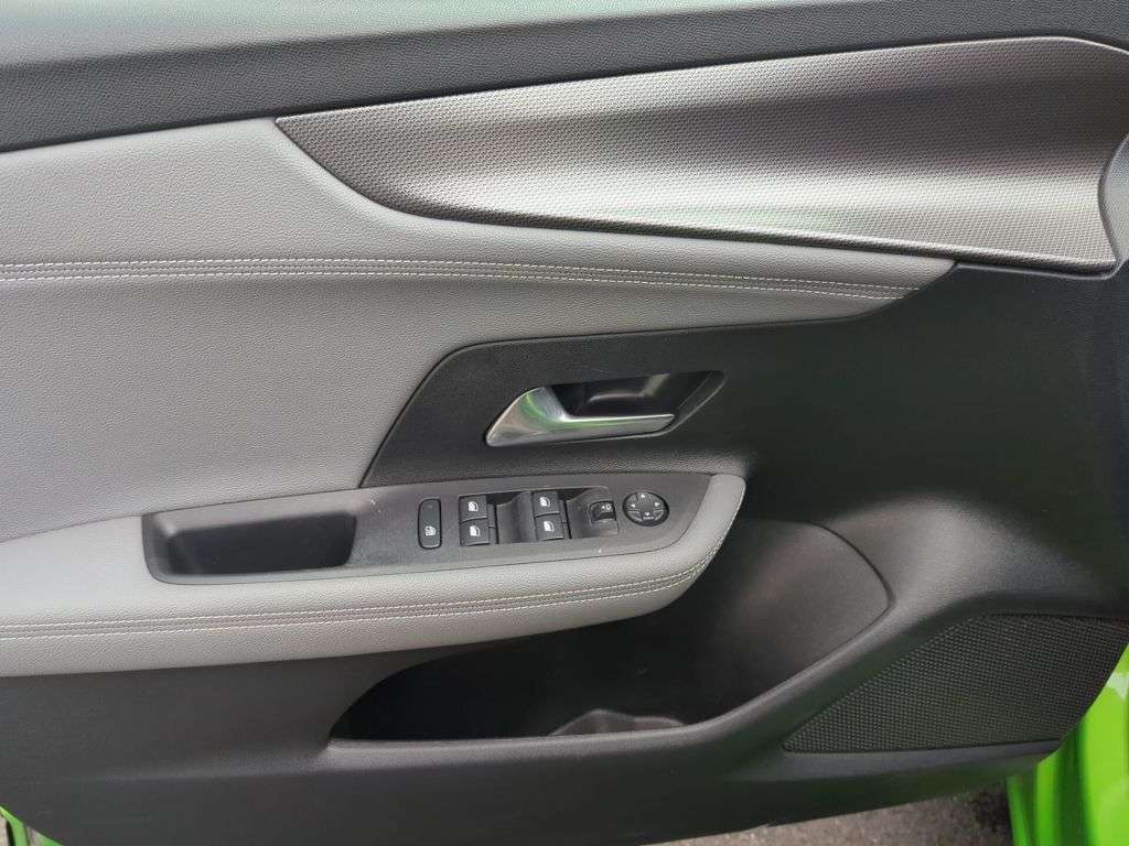 Opel Mokka E