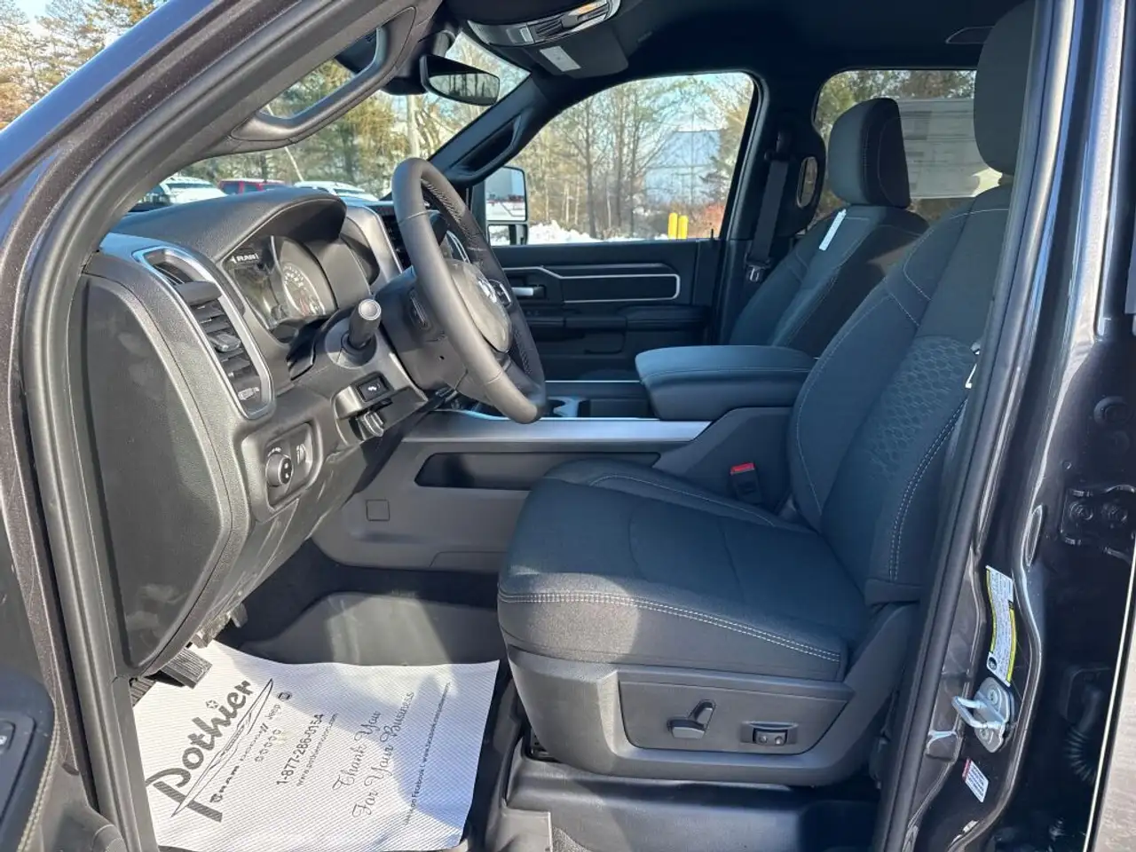 RAM 2500 снимка RAM 2500