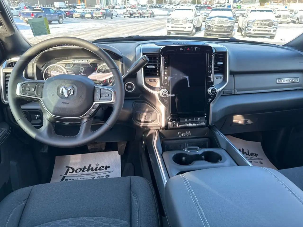 RAM 2500 снимка RAM 2500