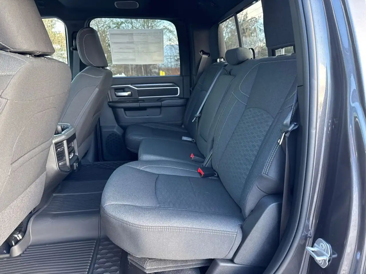 RAM 2500 снимка RAM 2500