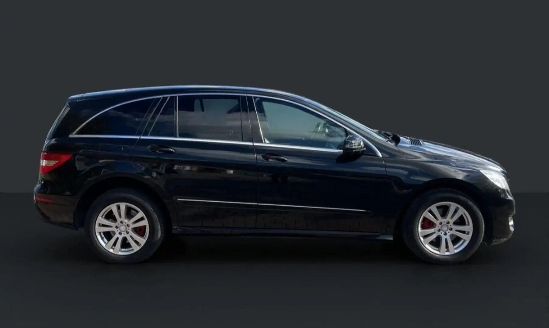 Mercedes-Benz 300 Sport Schwarz - 2