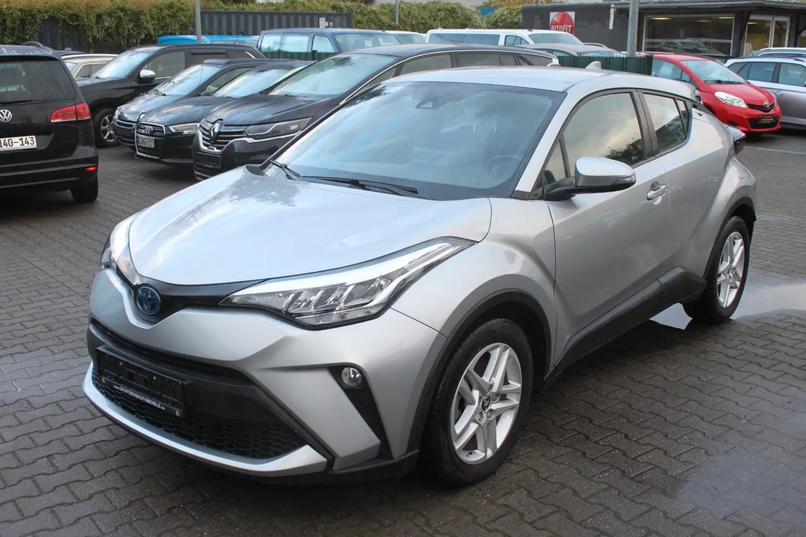 Toyota C-HR Hybrid Business Edition Argent - 1