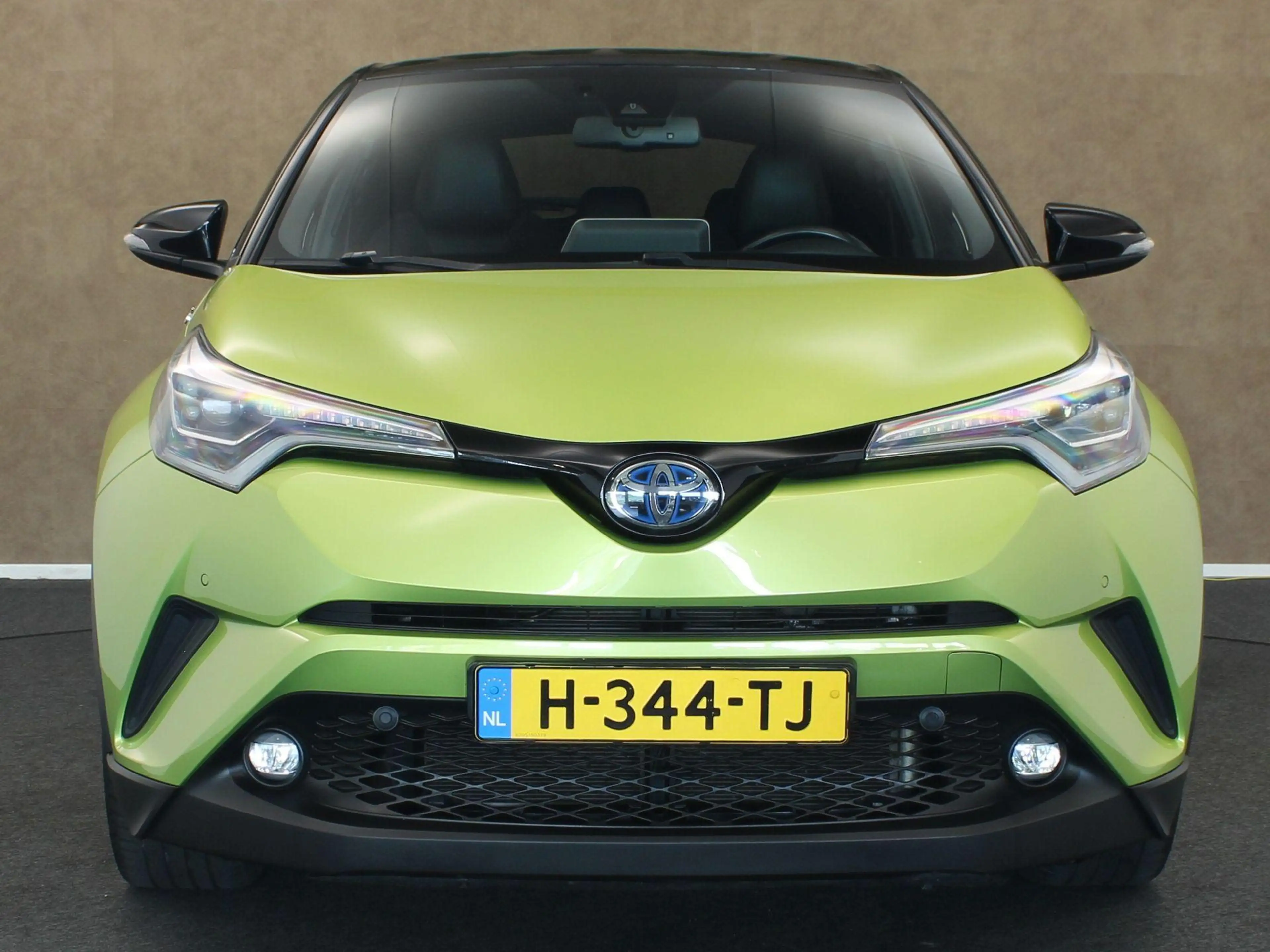 Toyota C-HR 1.8 Hybrid Executive Ultimate - AFNEEMBARE TREKHAA — photo 8