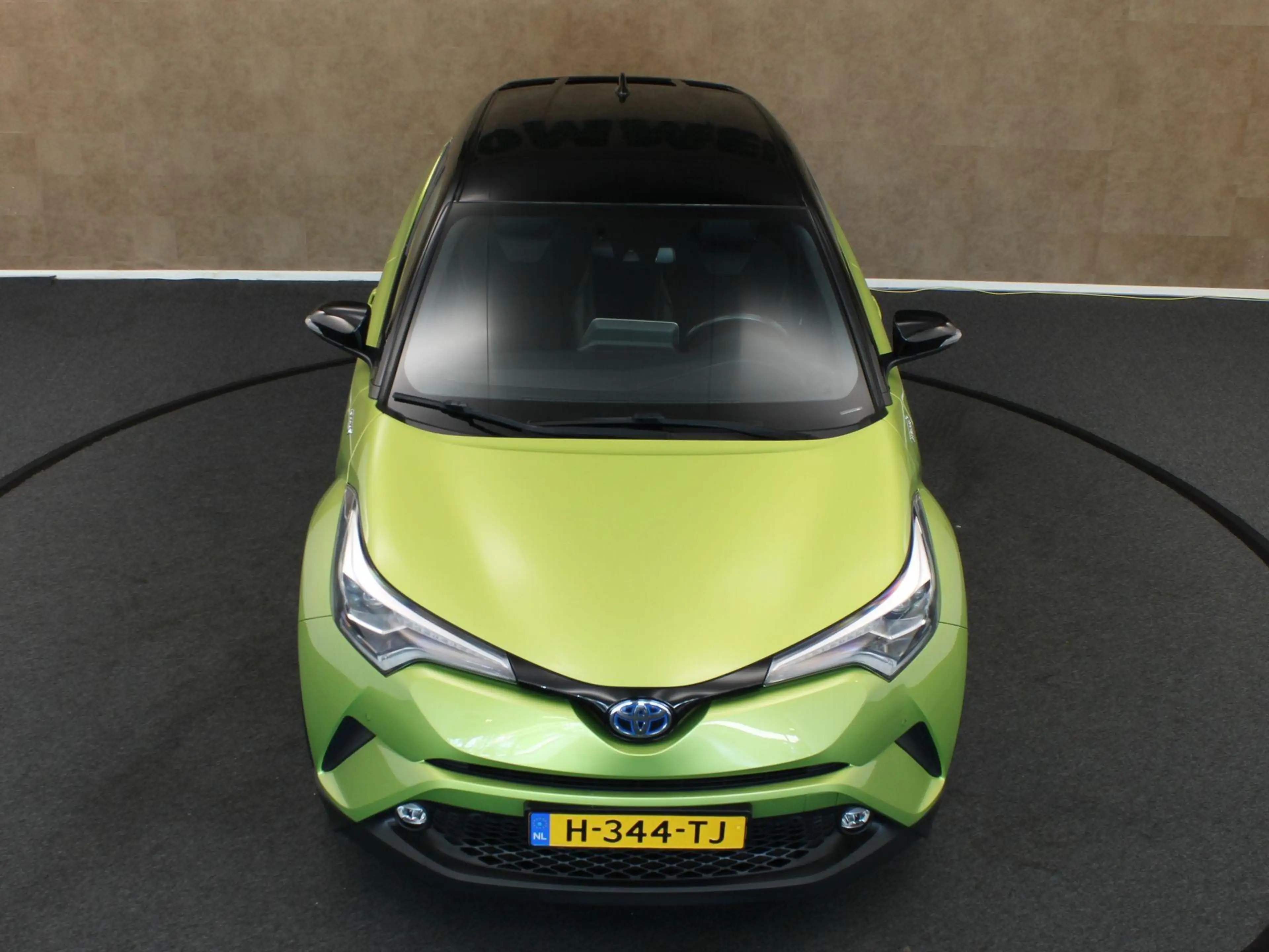 Toyota C-HR 1.8 Hybrid Executive Ultimate - AFNEEMBARE TREKHAA — photo 13