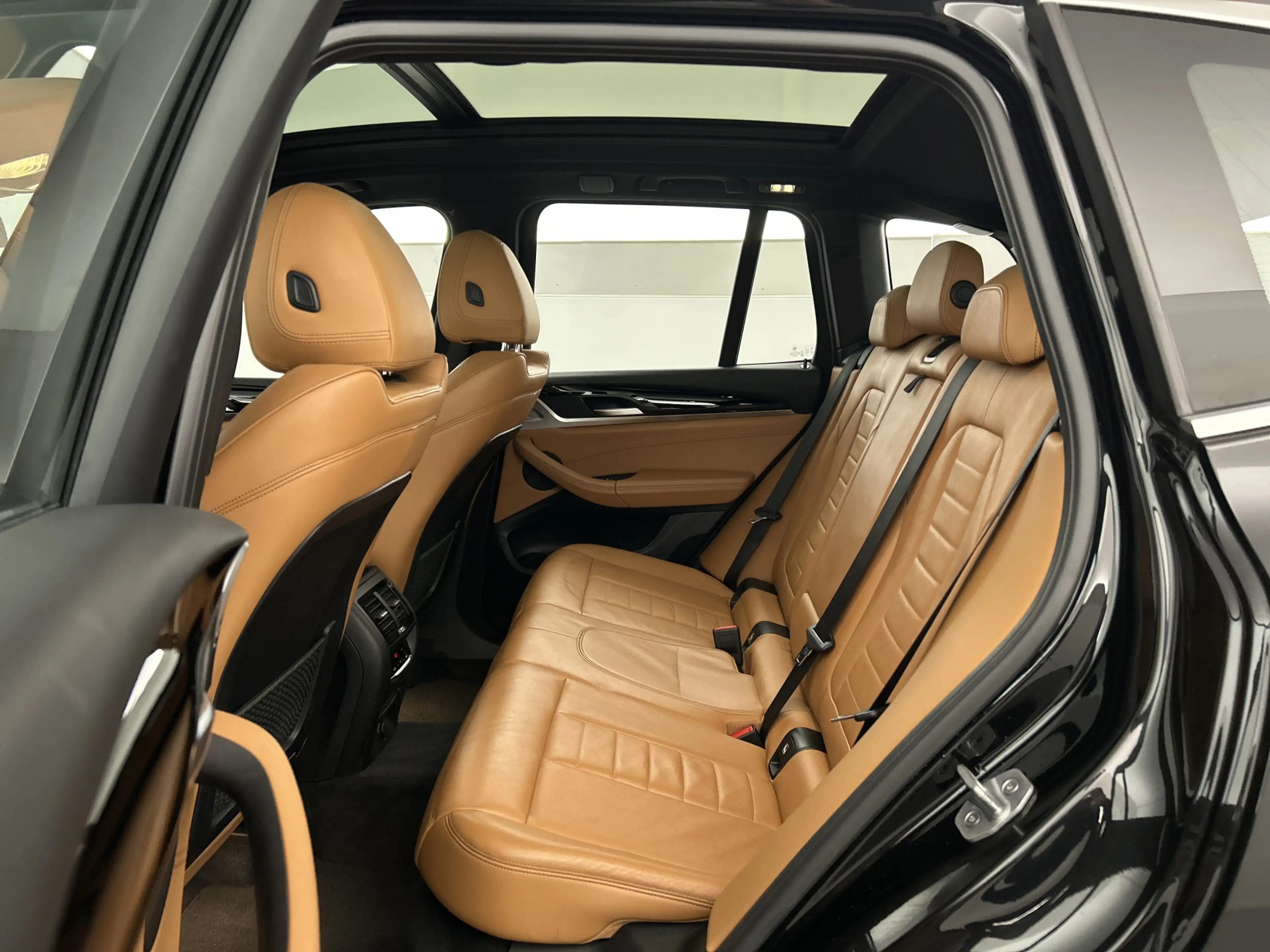BMW X3 sDrive20i High Executive Pano-dak/20'LMV/Leder/M-S — photo 16
