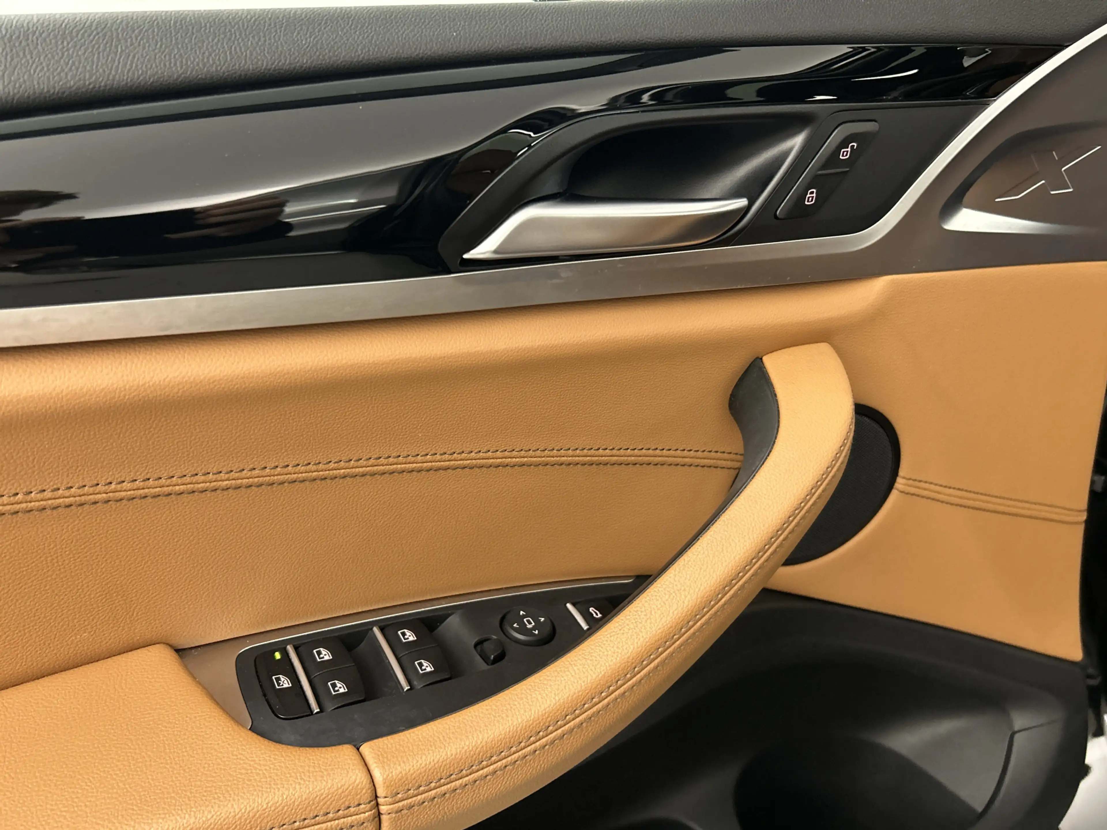 BMW X3 sDrive20i High Executive Pano-dak/20'LMV/Leder/M-S — photo 12