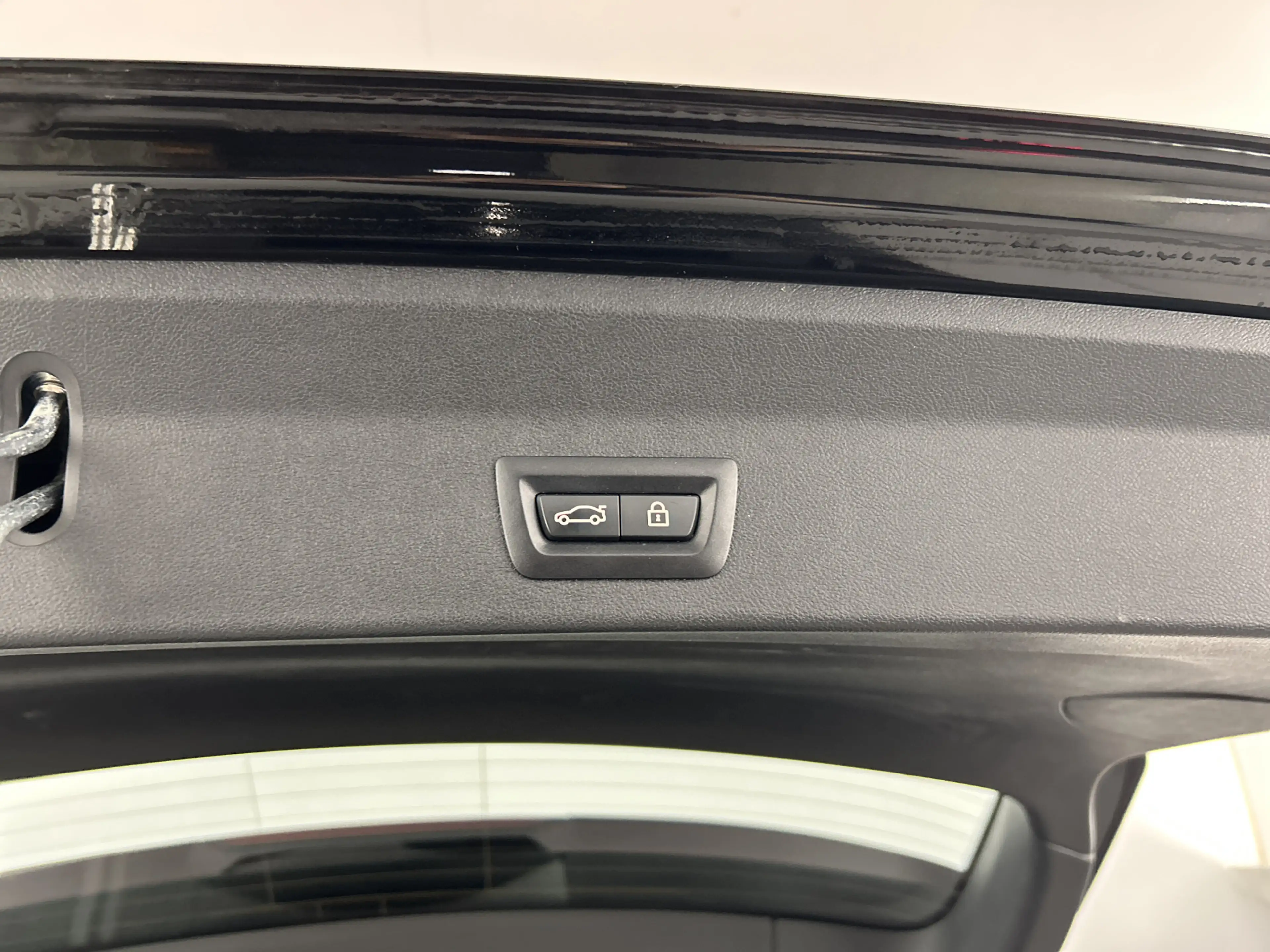 BMW X3 sDrive20i High Executive Pano-dak/20'LMV/Leder/M-S — photo 31