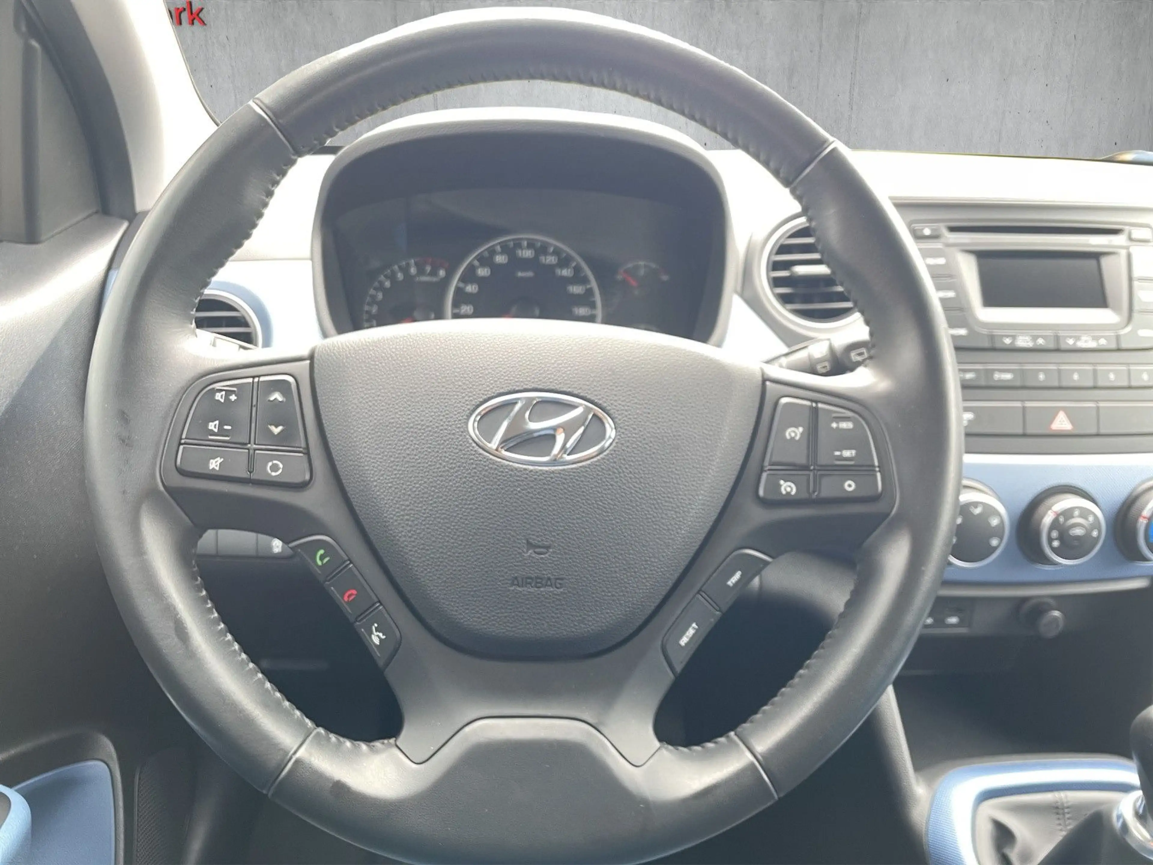 Hyundai i10 BLUE TREND*KLIMA*PDC*GRA*SHZ*CD/MP3*USB/AUX — photo 15