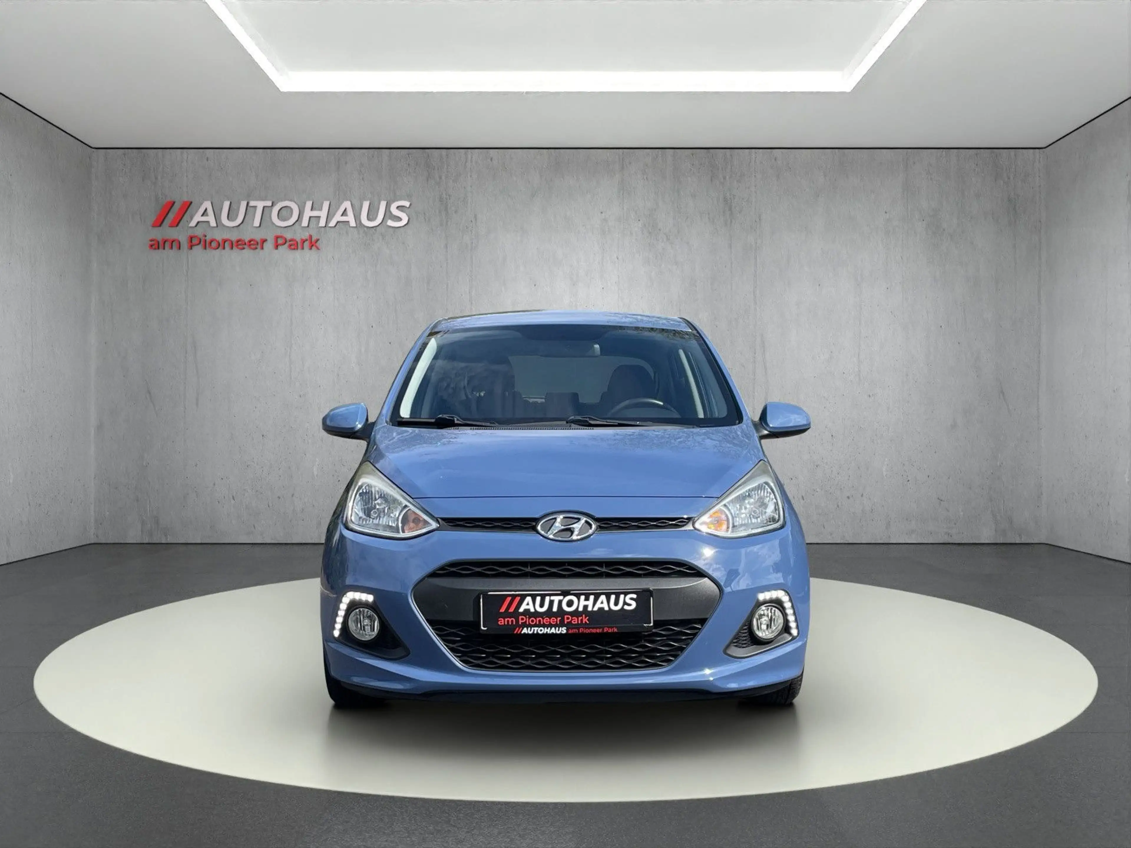 Hyundai i10 BLUE TREND*KLIMA*PDC*GRA*SHZ*CD/MP3*USB/AUX — photo 8
