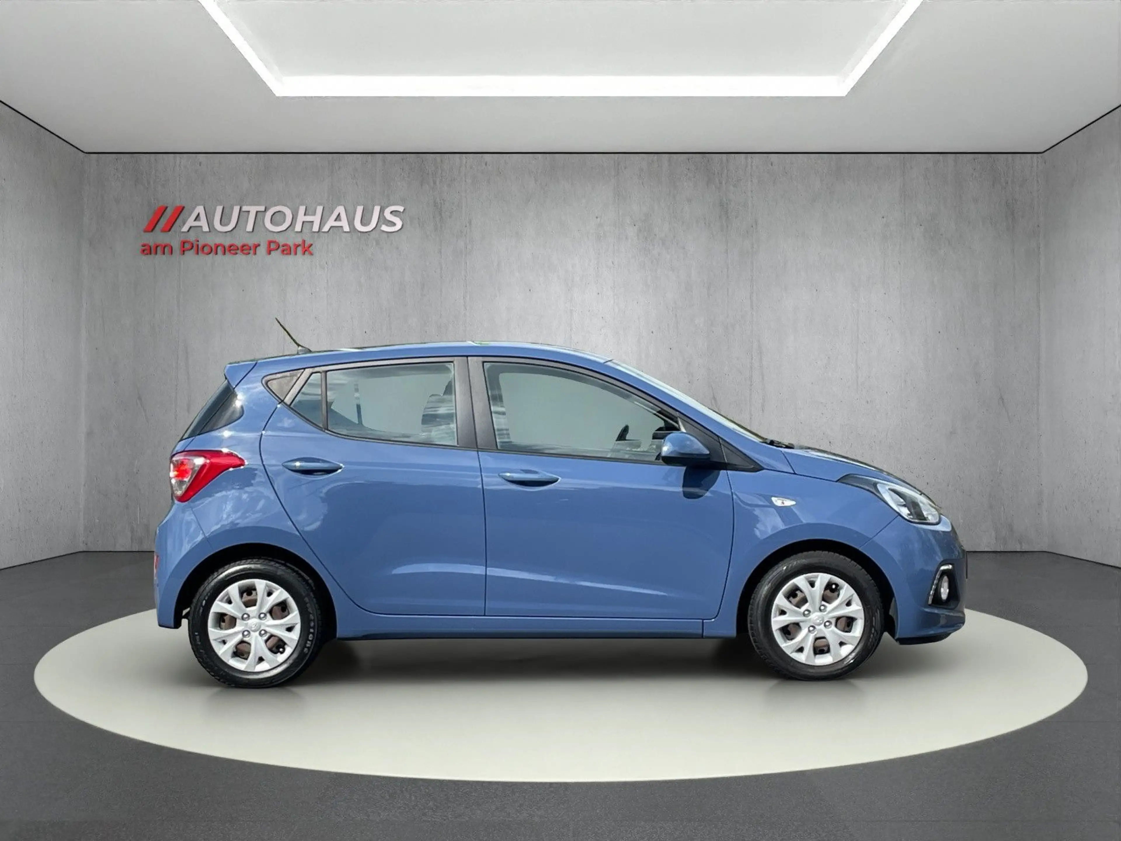 Hyundai i10 BLUE TREND*KLIMA*PDC*GRA*SHZ*CD/MP3*USB/AUX — photo 6