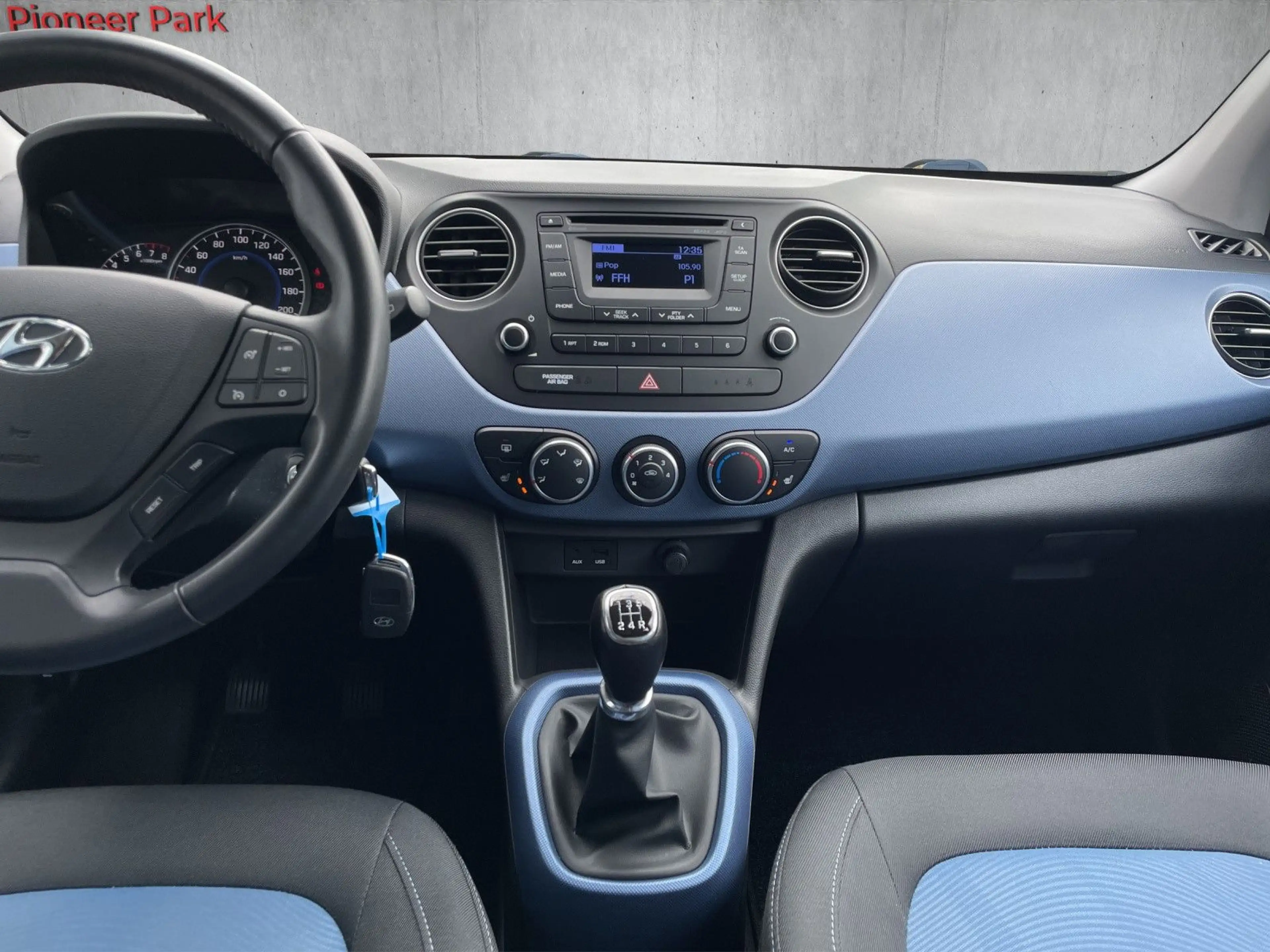 Hyundai i10 BLUE TREND*KLIMA*PDC*GRA*SHZ*CD/MP3*USB/AUX — photo 13