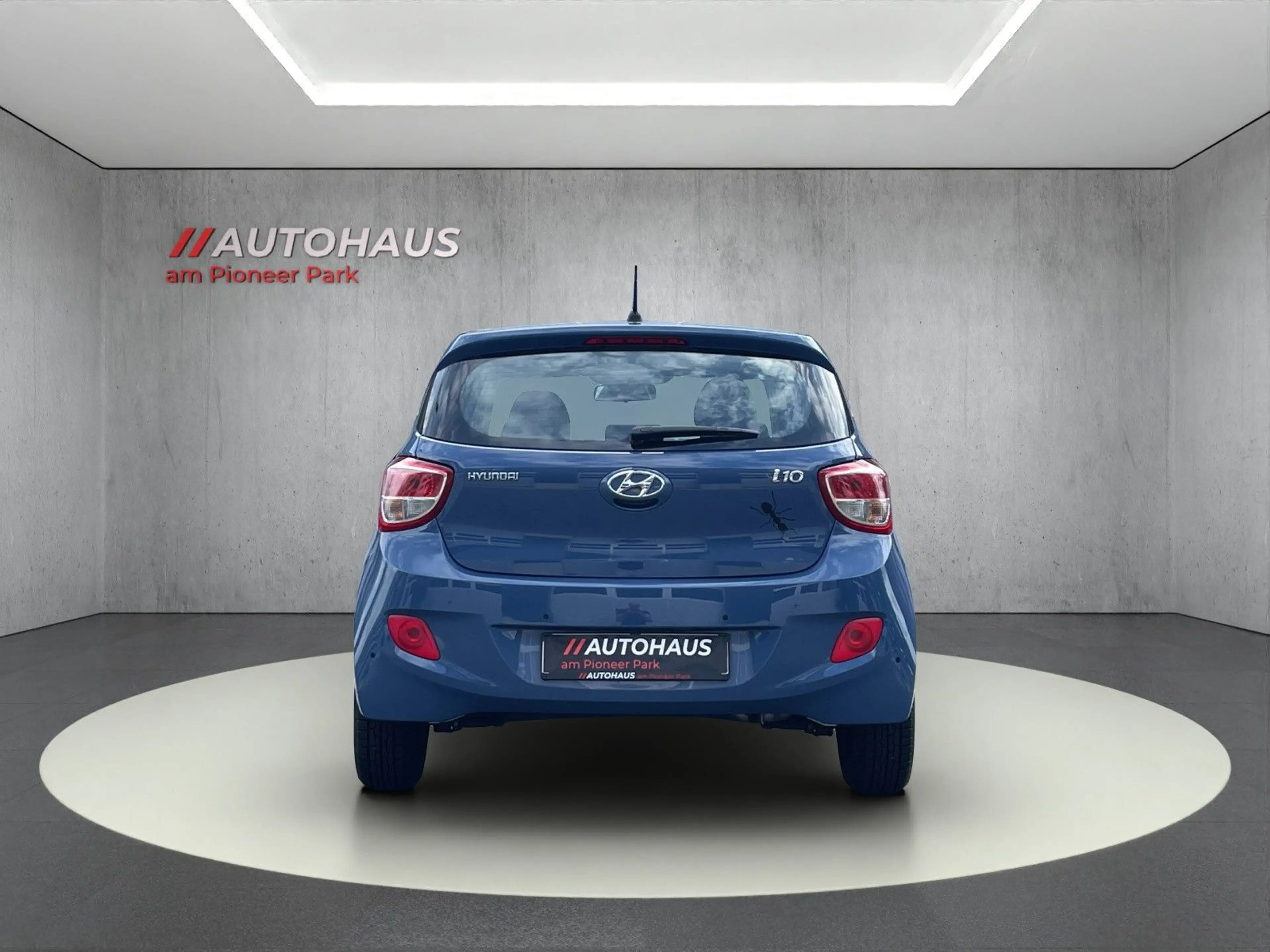 Hyundai i10 BLUE TREND*KLIMA*PDC*GRA*SHZ*CD/MP3*USB/AUX — photo 4