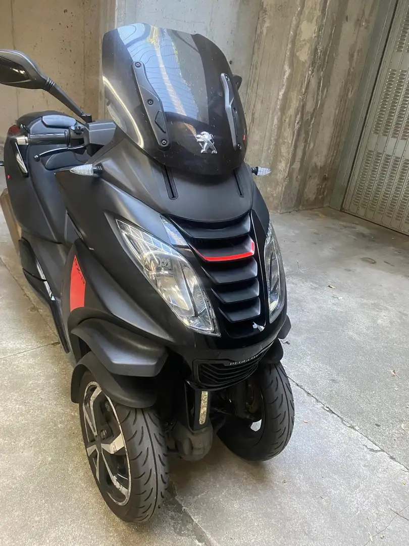 Peugeot Metropolis Rxr 400 Zwart - 2