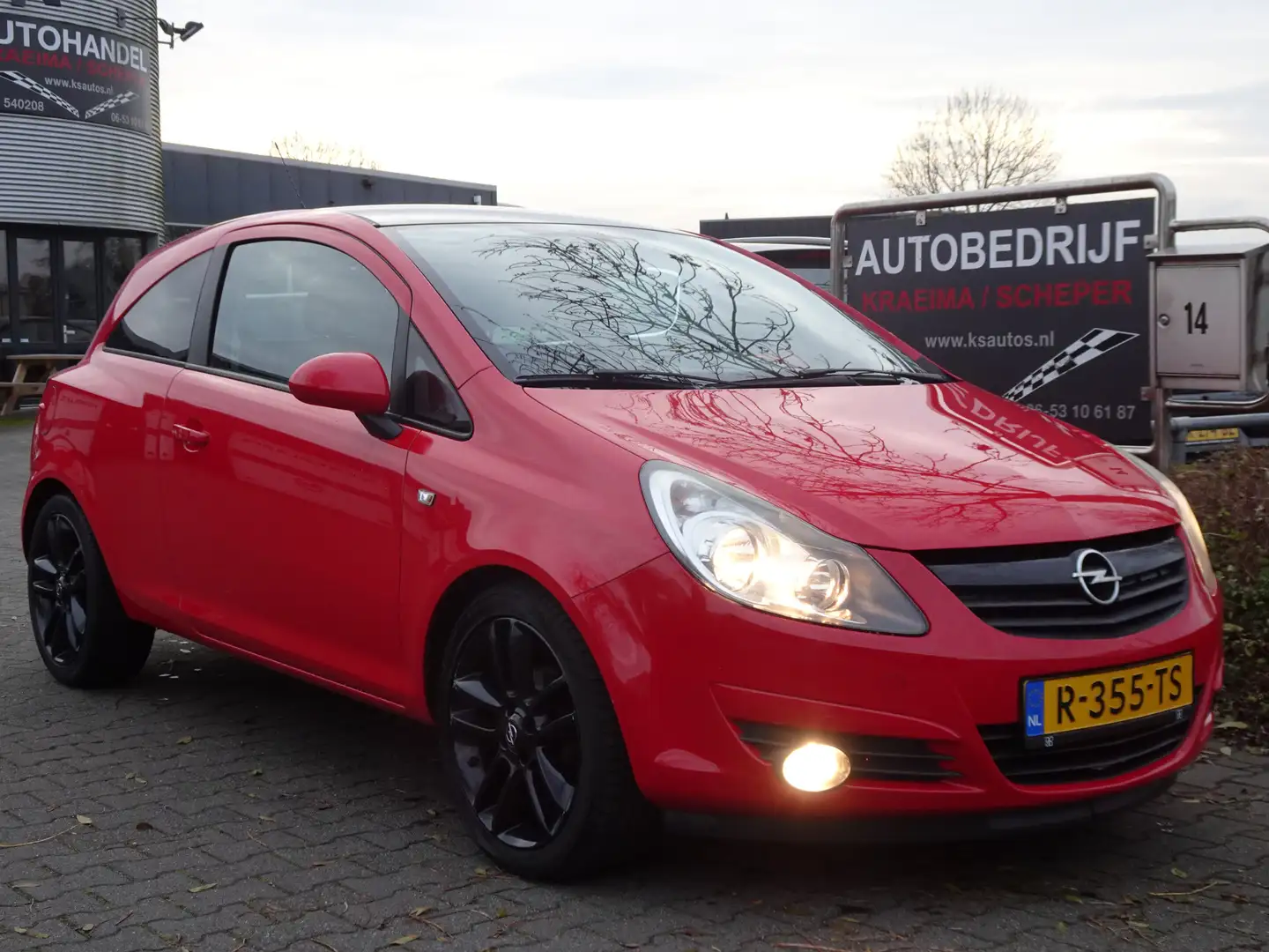 Opel Corsa 1.4-16V '111' Edition Rouge - 1