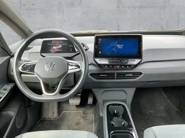 Volkswagen ID.3 view 9